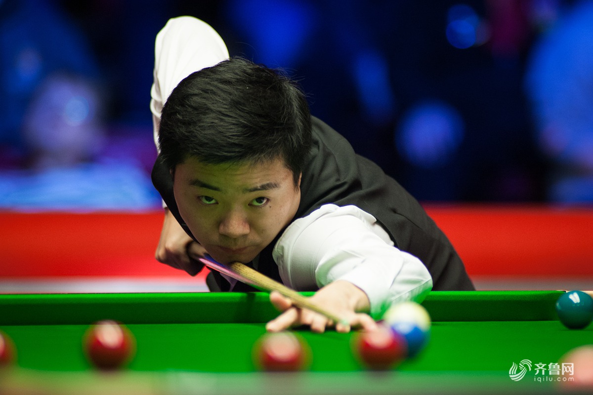 手的出色实 手的出色实