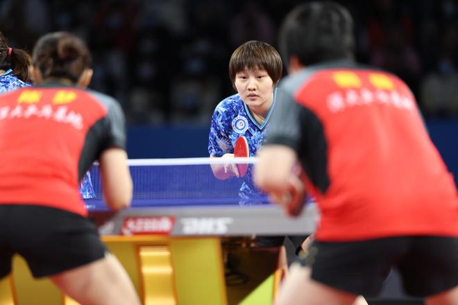 但在荣誉背 但在荣誉背