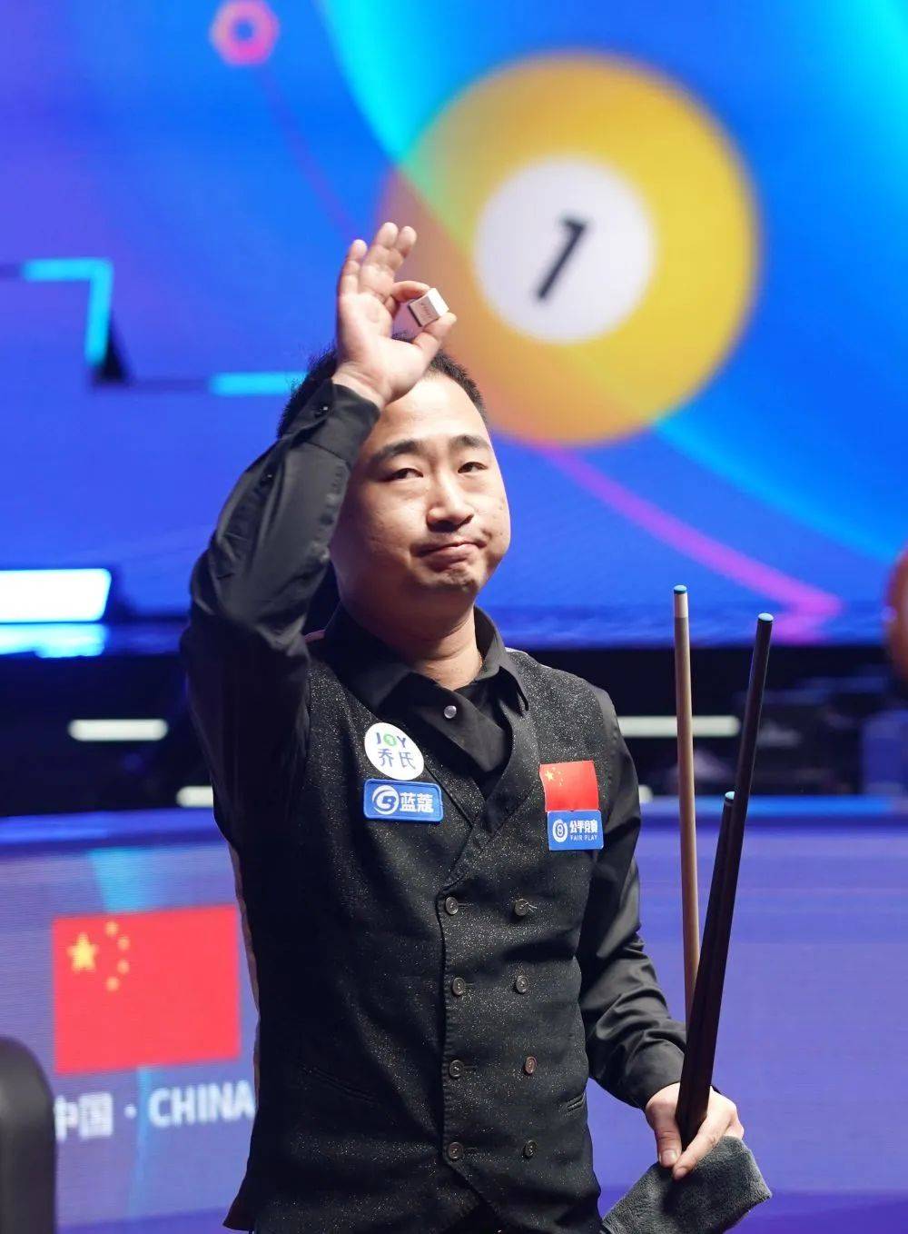 两队的较量 两队的较量