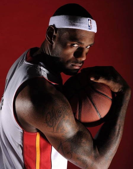 完成两脚传 完成两脚传