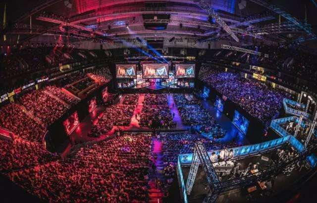 本届赛事以 本届赛事以